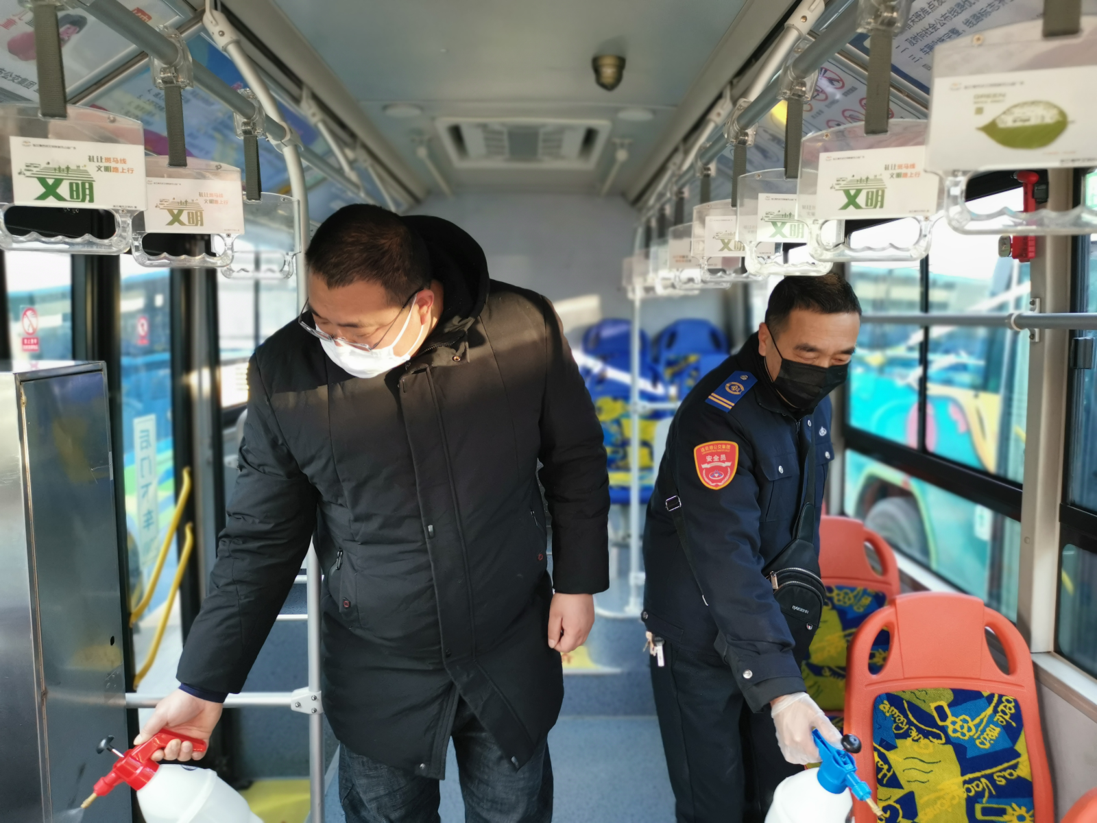 公交集團公交事業(yè)一部積極做好專(zhuān)線(xiàn)定制公交服務(wù)工作